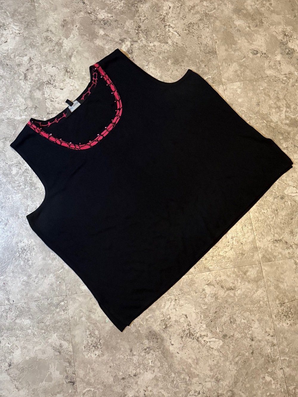 Ming Wang black sleeveless top with pink embellished neckline | size xl